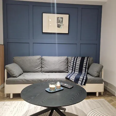 Apartment Climatise Centre 4 Personnes *